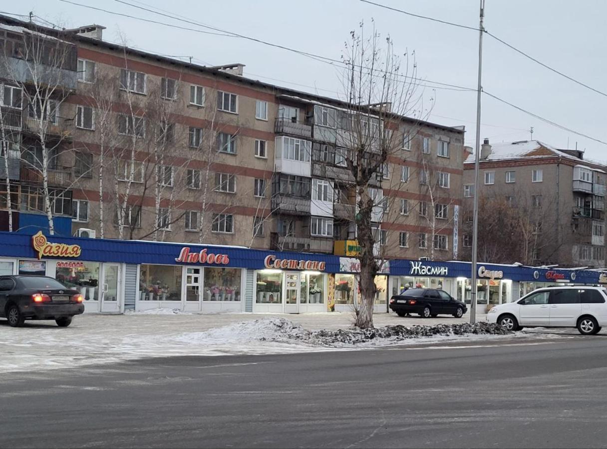 1 Комнатные Апартаменты На Садуакасова 24 Kokshetau Exterior photo